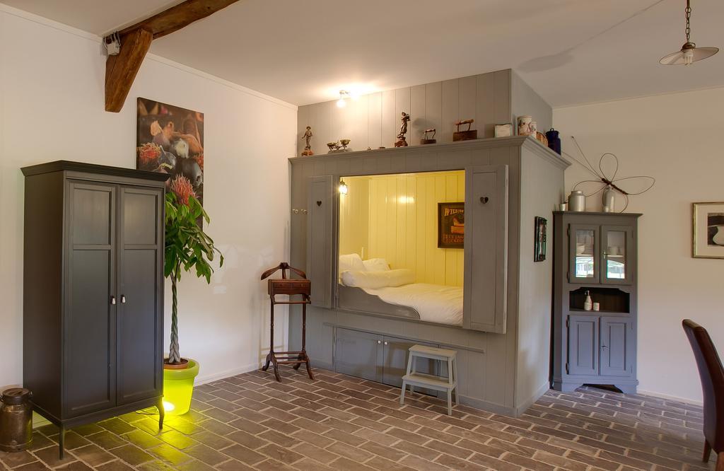 Posthoorn Lodge Woerden Zimmer foto
